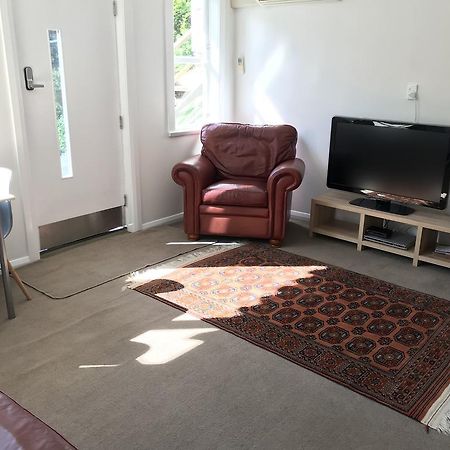 Sycamore Villa, 2 Bedroom Apartment Dunedin Dış mekan fotoğraf
