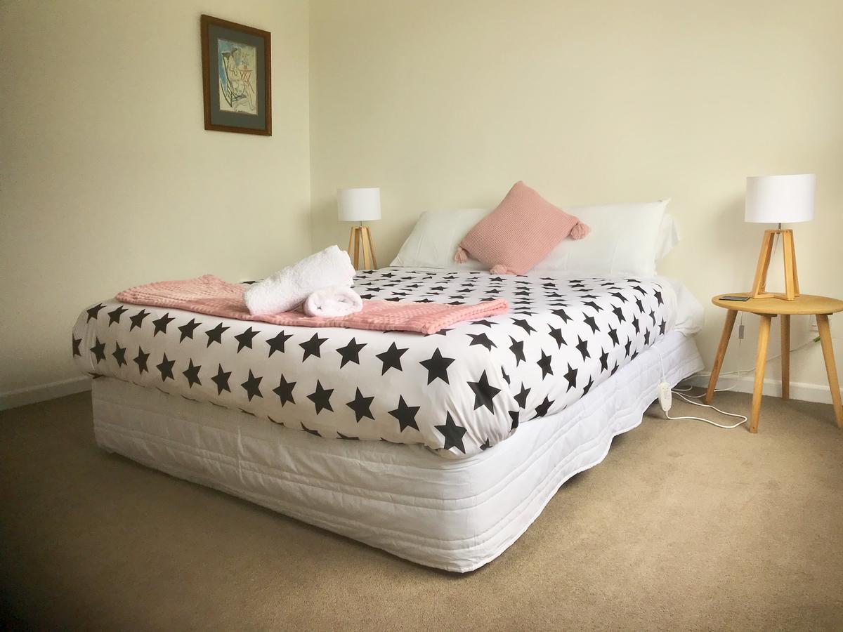 Sycamore Villa, 2 Bedroom Apartment Dunedin Dış mekan fotoğraf